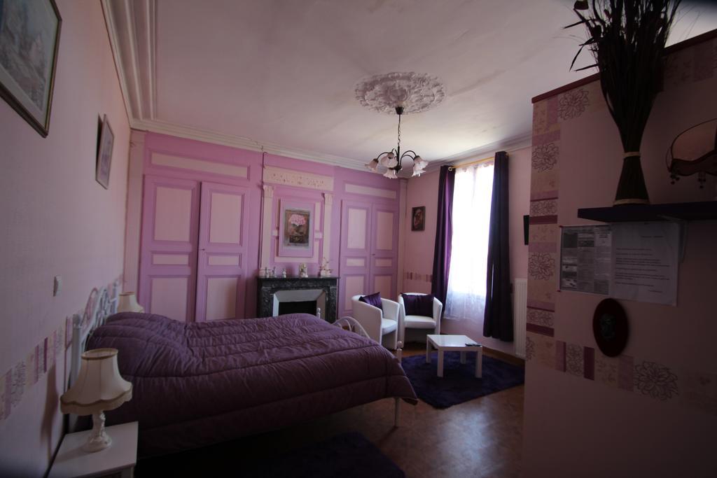 לינה וארוחת בוקר Vaudelnay Domaine Des Roses חדר תמונה